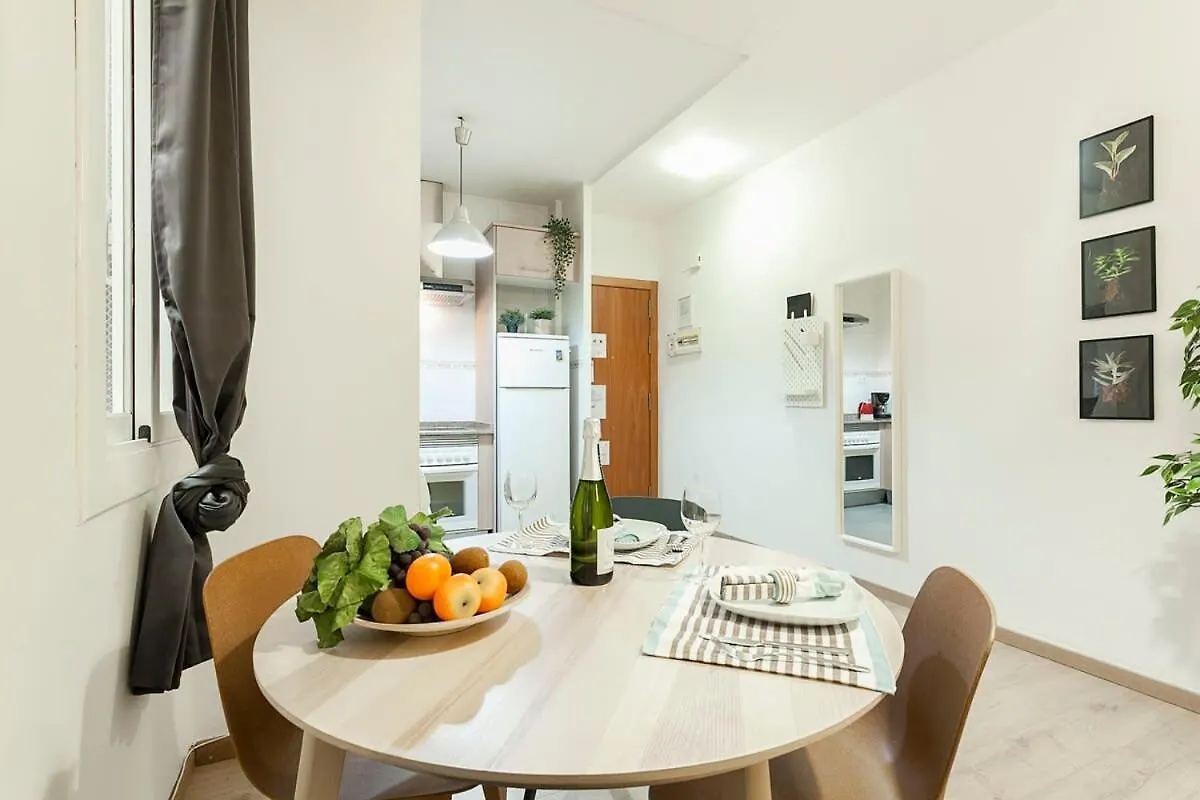 Comfortable 3Bd In Poblenou Next To The Beach Only For Families! Barcelona